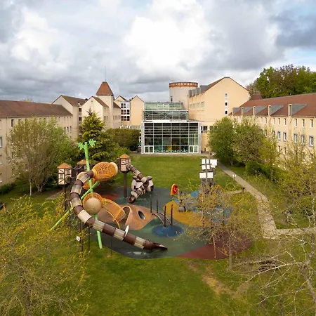 Explorers Hotel Marne-La-Vallee-2